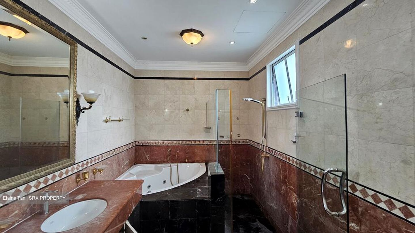 Fernhill Road (D10), Condominium #570169241
